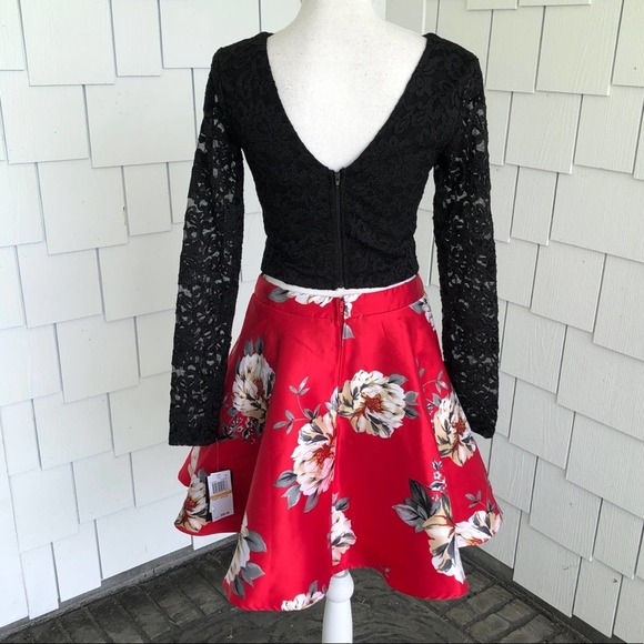City Studio Women's Black/Red Top/Skirt Two Piece Mix & Match Set sz Jr's 3 - Picture 6 of 8